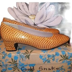 Vintage Selby bamboo yellow snakeskin shoe 5.5